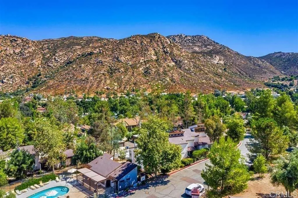 https://cdn.realtyfeed.com/cdn/127/306789829/60243f998a1e93c259a80b3dee28ea64.webp