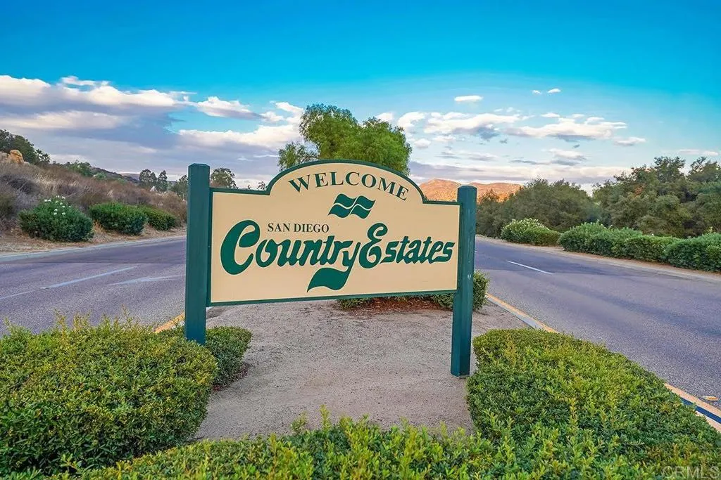 https://cdn.realtyfeed.com/cdn/127/306789829/a5a217f6ef99ef563c53059f6792ed63.webp