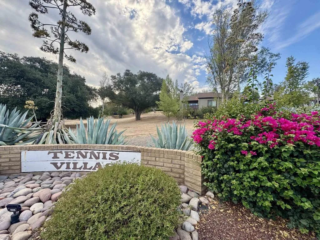 https://cdn.realtyfeed.com/cdn/127/306789829/bbff708b0fb7ee00bd8472a2fbcee965.webp