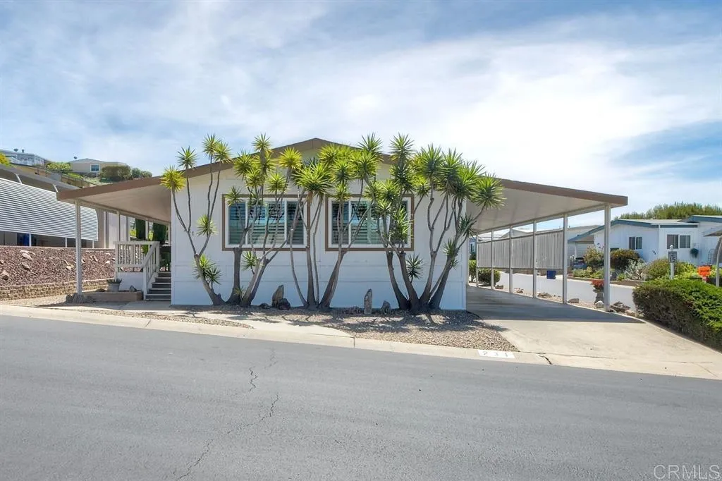https://cdn.realtyfeed.com/cdn/127/306789867/f3e41165c977730eeab267cb64e9698d.webp