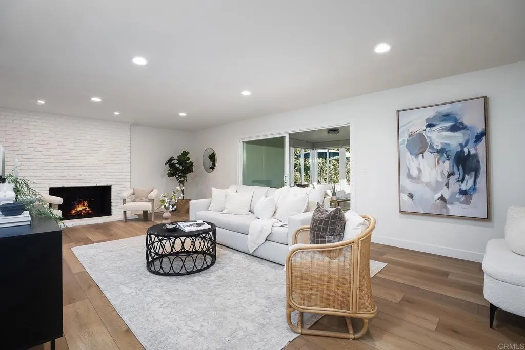 https://cdn.realtyfeed.com/cdn/127/306789882/0a5c7a0327892e5e7b8e5dec86216411.webp