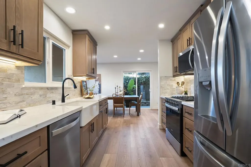 8075 Blue Lake Dr, San Carlos, CA 92119 - Photo 3 of 49, San Carlos, CA