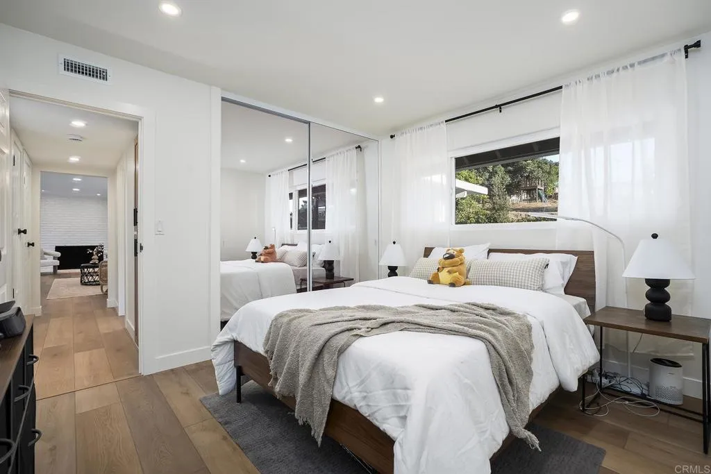 https://cdn.realtyfeed.com/cdn/127/306789882/6a4dfcc80baf22c44f28907d0dd69da7.webp