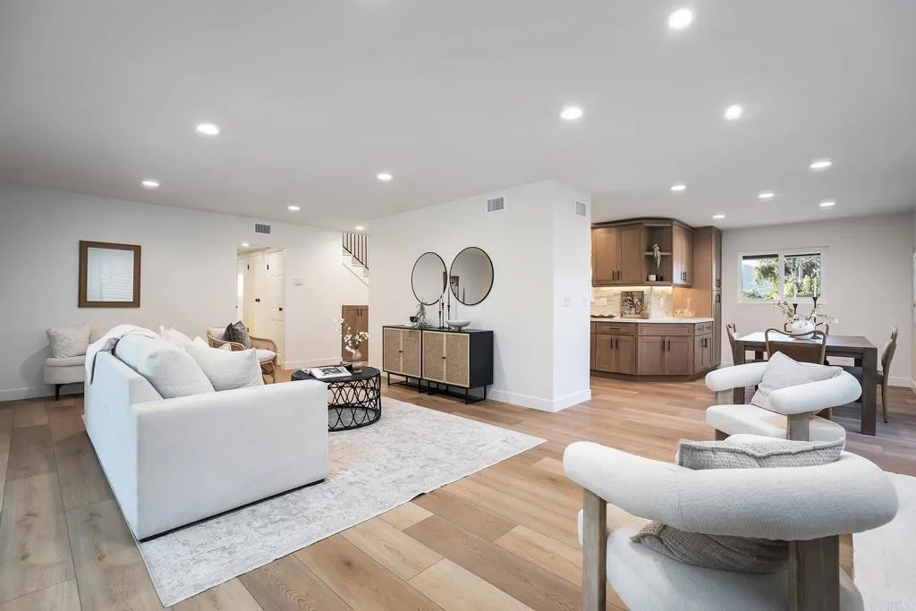 https://cdn.realtyfeed.com/cdn/127/306789882/f17eff283541ca34aac736a7616b1b59.webp