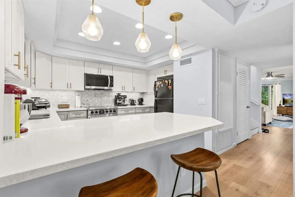 Photo #18: PTP2606078 Listing: Photo #18