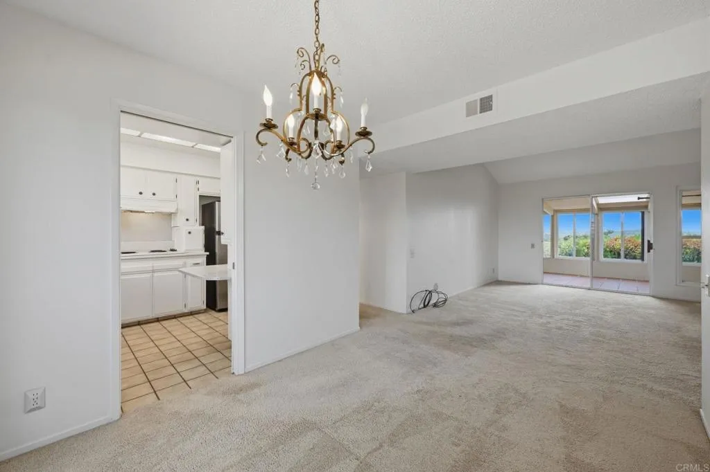 https://cdn.realtyfeed.com/cdn/127/306789929/67ac232376c007227e4880bcfa95ddd6.webp