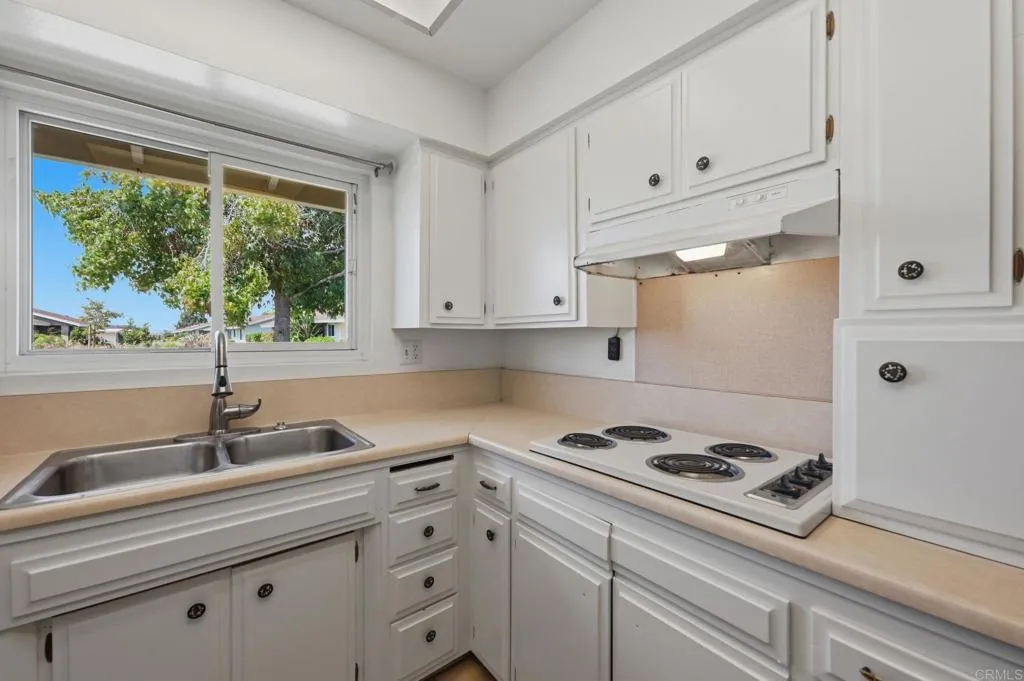 https://cdn.realtyfeed.com/cdn/127/306789929/a6f39c88c6e0029271afe57eab8a1885.webp