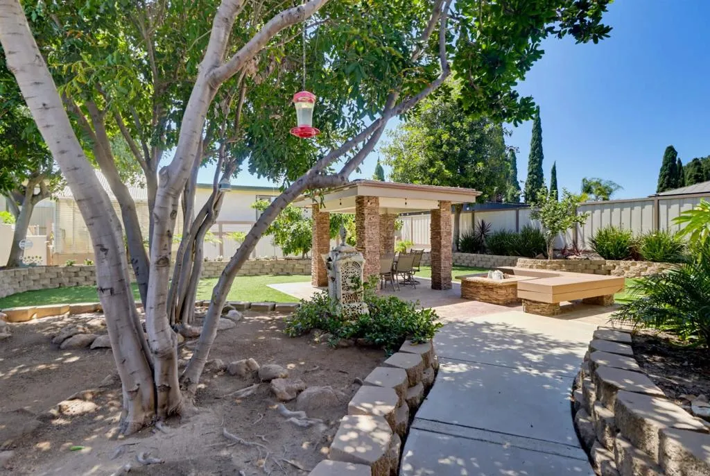 https://cdn.realtyfeed.com/cdn/127/306789935/17601fe451017b23e8c32f4cc077ceb8.webp
