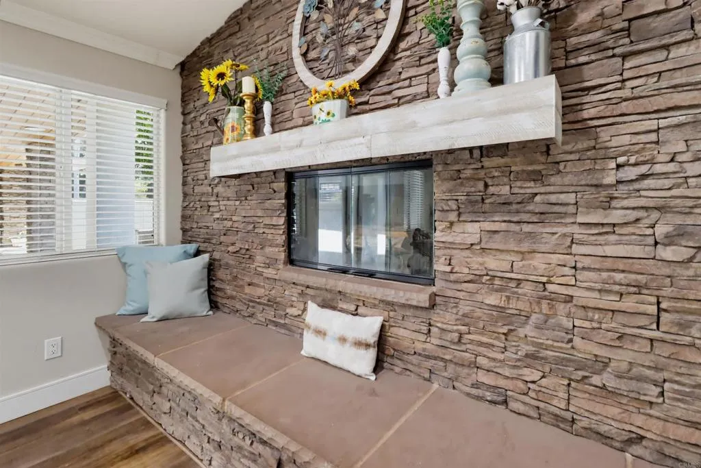 https://cdn.realtyfeed.com/cdn/127/306789935/b64074c2471fb318d77fd1f7ae9e54cb.webp