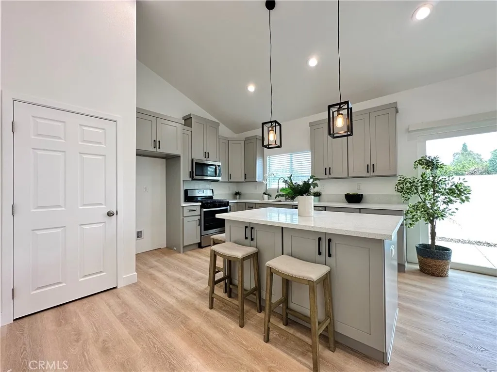 Fullerton, CA 92835