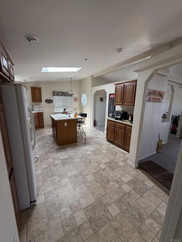 https://cdn.realtyfeed.com/cdn/127/306789974/393c73ca093c678aae821ef2eeeb4097.webp