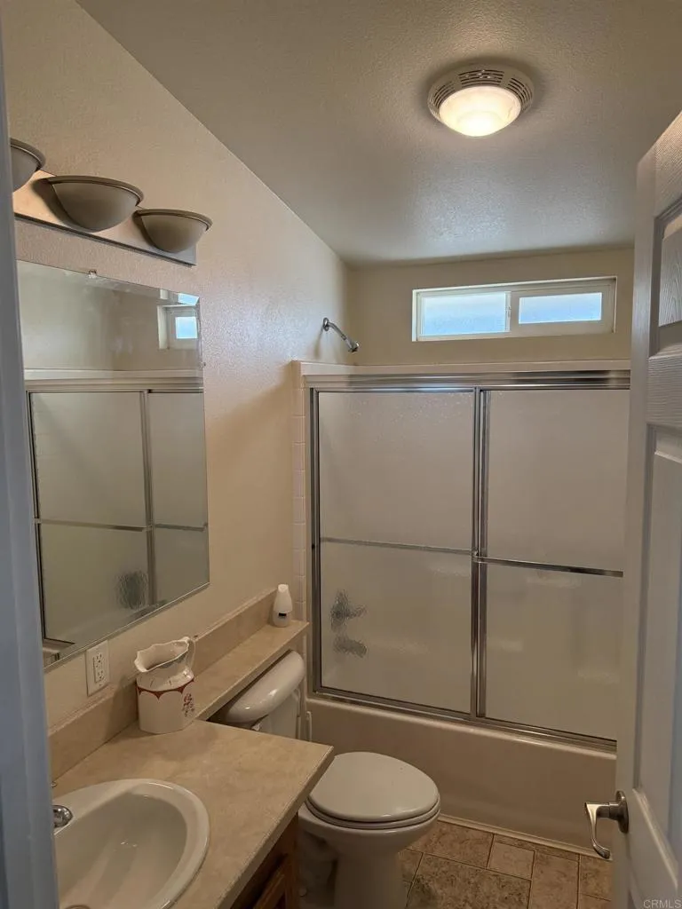 https://cdn.realtyfeed.com/cdn/127/306789974/9f9bc413b63b975df63842f32aa3b182.webp