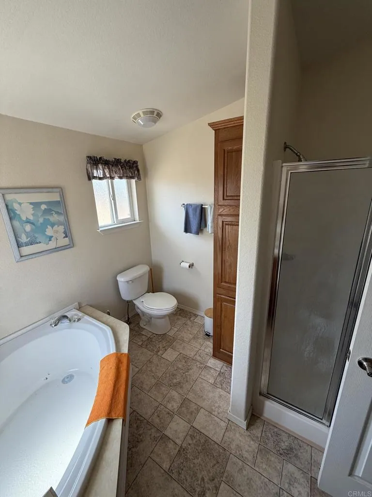 https://cdn.realtyfeed.com/cdn/127/306789974/e13f9b19c2d392be0c5968f8bf538f28.webp