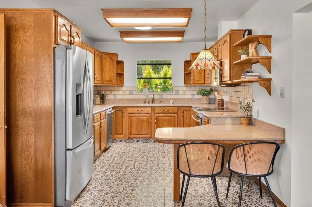 https://cdn.realtyfeed.com/cdn/127/306790011/82782015a897939cb3110992997478dc.webp