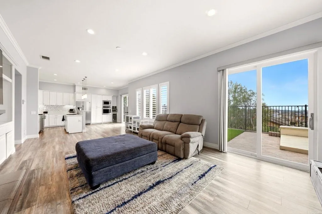 https://cdn.realtyfeed.com/cdn/127/306790023/2bd5eaf4e4db3be6a283208633b298f3.webp