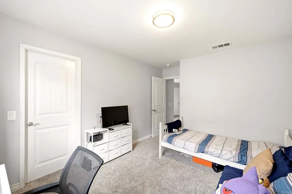 https://cdn.realtyfeed.com/cdn/127/306790023/9b2a25e3634a6f2857afa9d844e9cbbb.webp