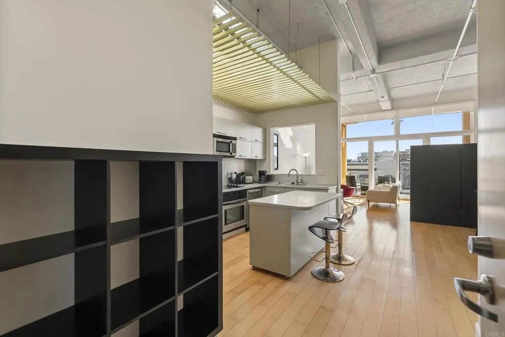 550 Seagaze Drive Unit 7, Oceanside, CA 92054 - Photo 4 of 32, Oceanside, CA