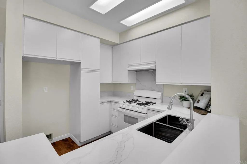 Photo #12: PTP2606089 Listing: Photo #12