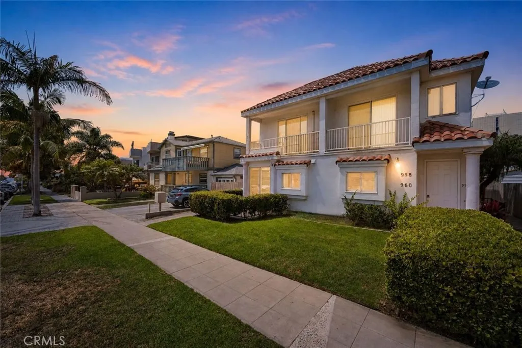 954 Law, San Diego, CA 92109 - Main photo, San Diego, CA