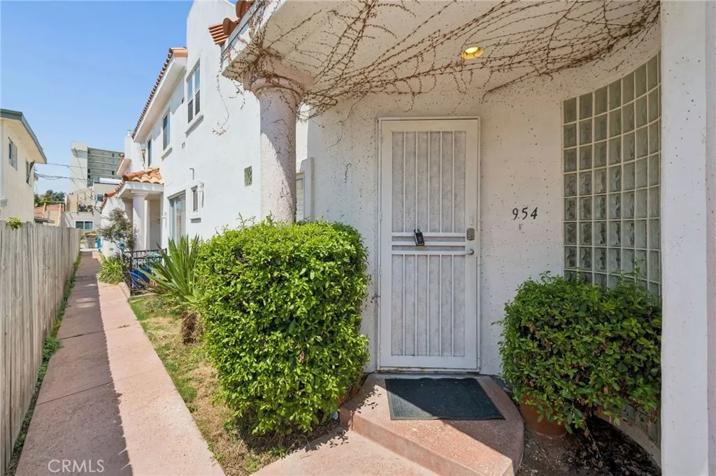 954 Law, San Diego, CA 92109 - Photo 5 of 57, San Diego, CA