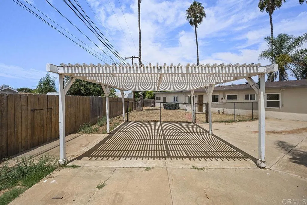 https://cdn.realtyfeed.com/cdn/127/306790061/27bc4d48fa7a9695af6da9a2213f4a0d.webp