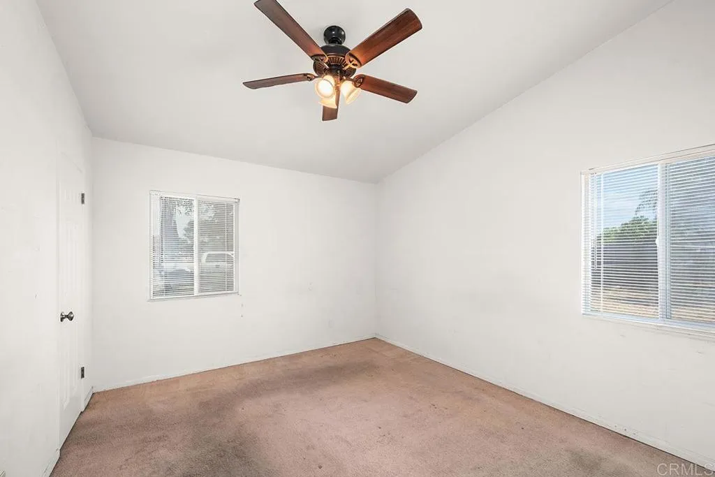 https://cdn.realtyfeed.com/cdn/127/306790061/653b168cbb685ab71223666a13be3378.webp
