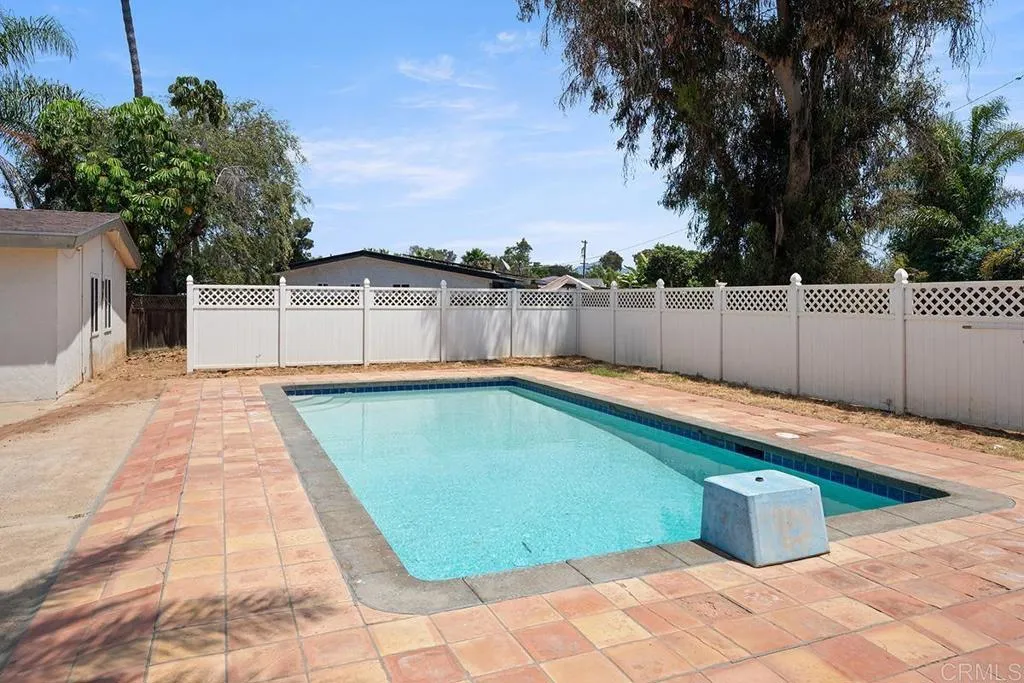 https://cdn.realtyfeed.com/cdn/127/306790061/84ab8aafd416f1c13f5c765b3bf07f31.webp
