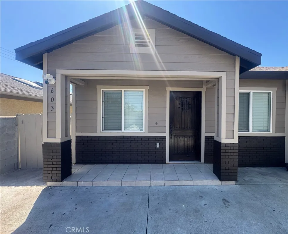 Azusa, CA 91702