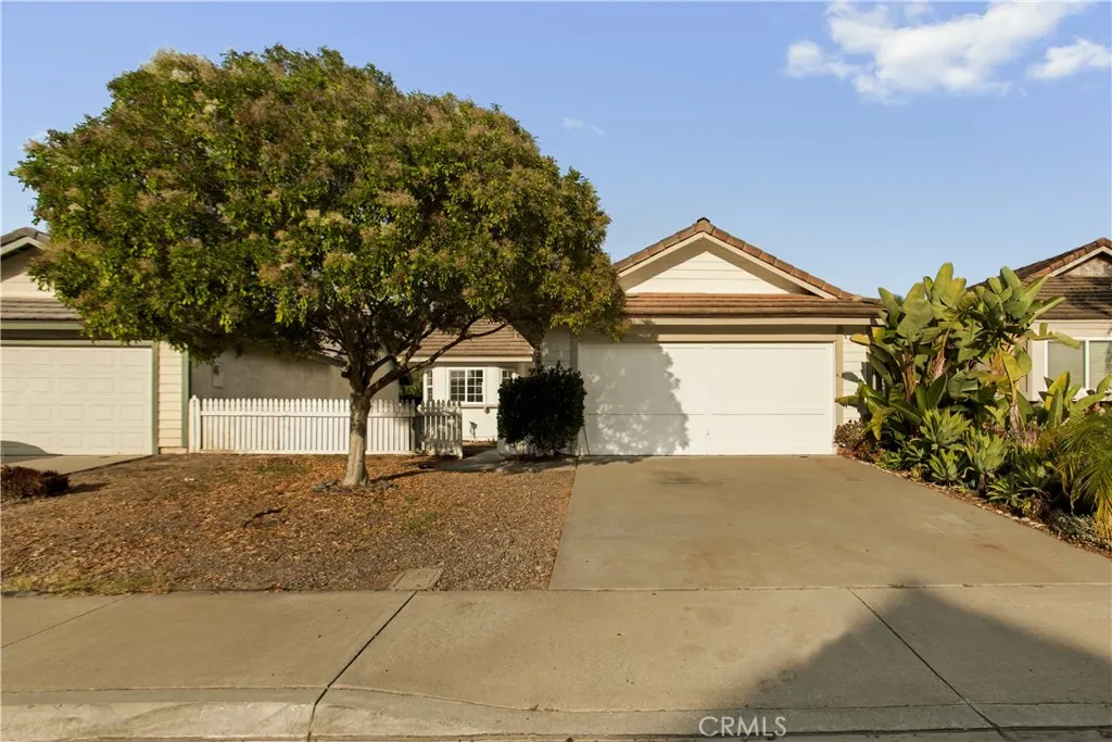 2434 Smokewood, Escondido, CA 92026 - Main photo, Escondido, CA