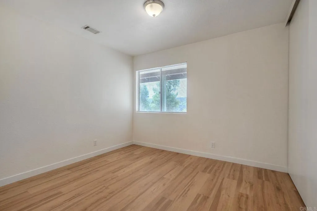 https://cdn.realtyfeed.com/cdn/127/306790135/67633f7ffb6bb5038dfbc65d3710657d.webp