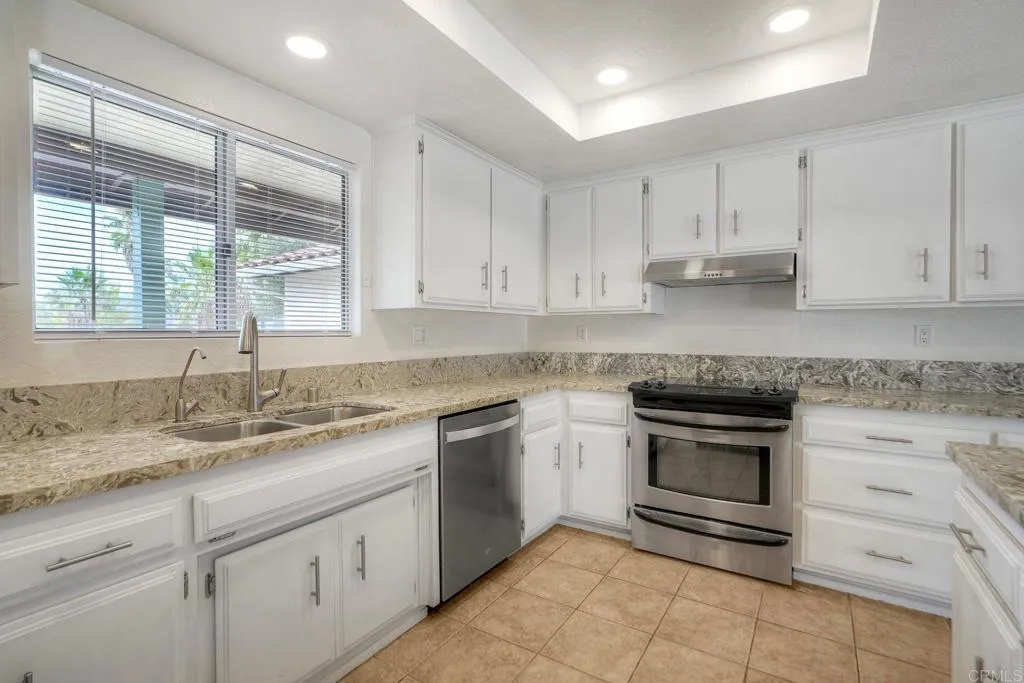 https://cdn.realtyfeed.com/cdn/127/306790135/771efd0b5620f9bcfa76d879e083d86f.webp
