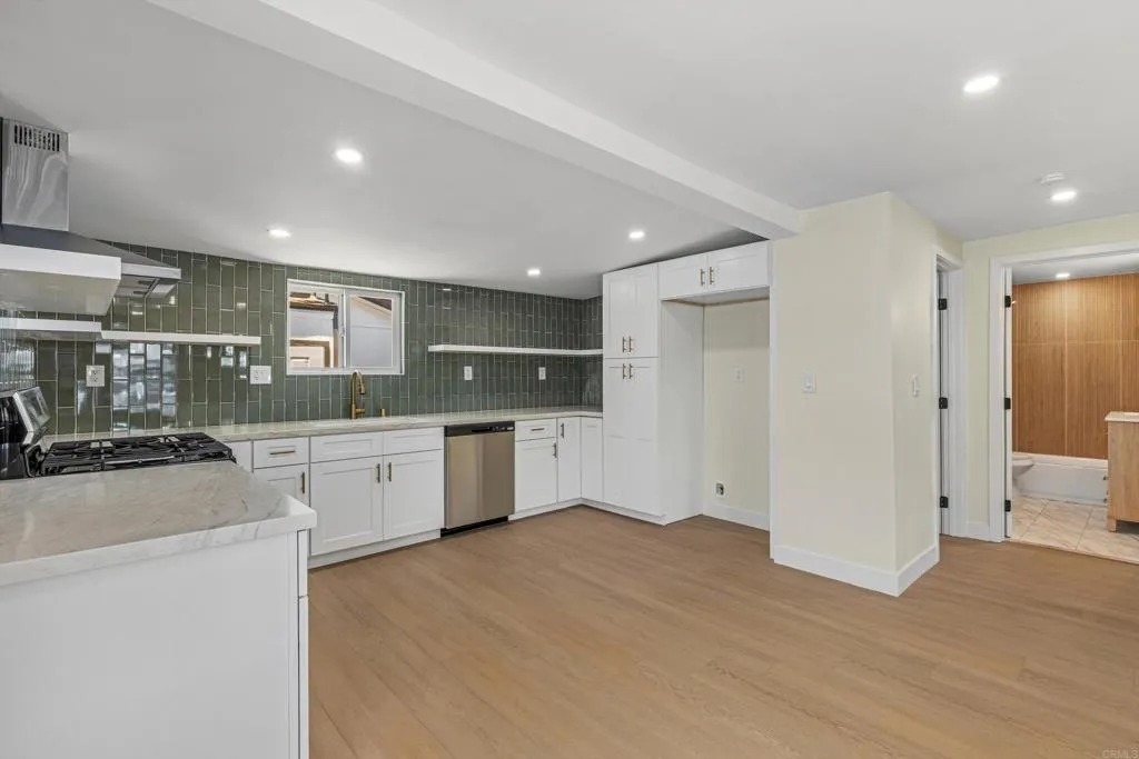 4020 Dwight St, San Diego, CA 92105 - Photo 5 of 26, San Diego, CA