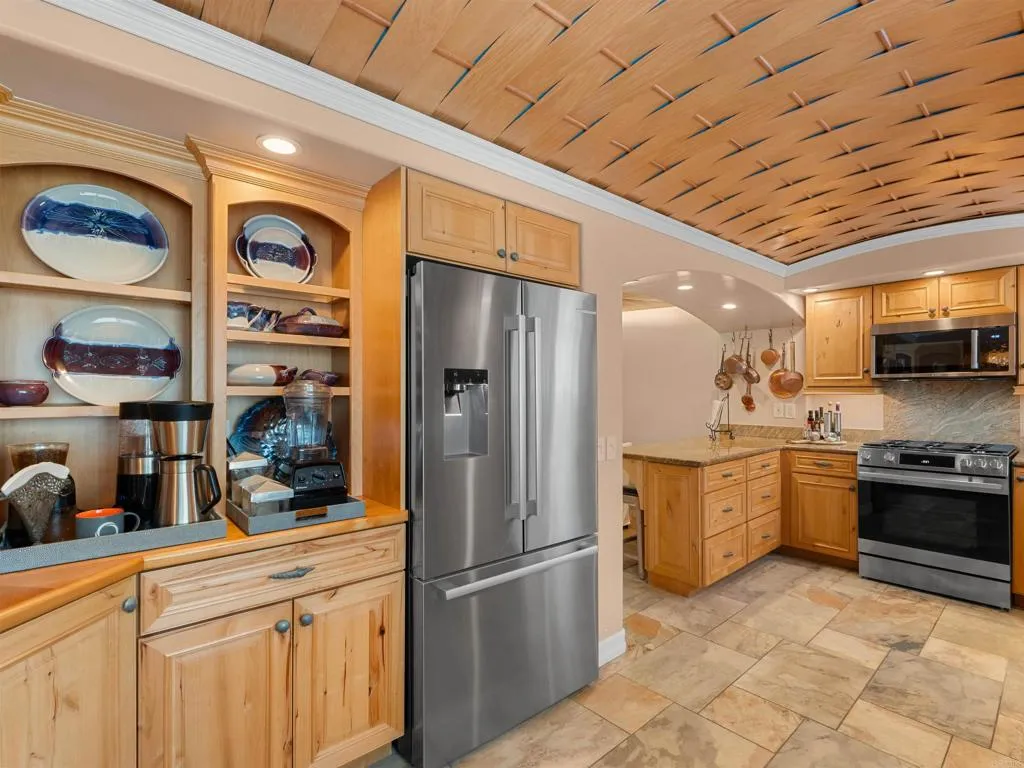 https://cdn.realtyfeed.com/cdn/127/306790167/15246113053d05dd3ddd635b4ed0c30d.webp