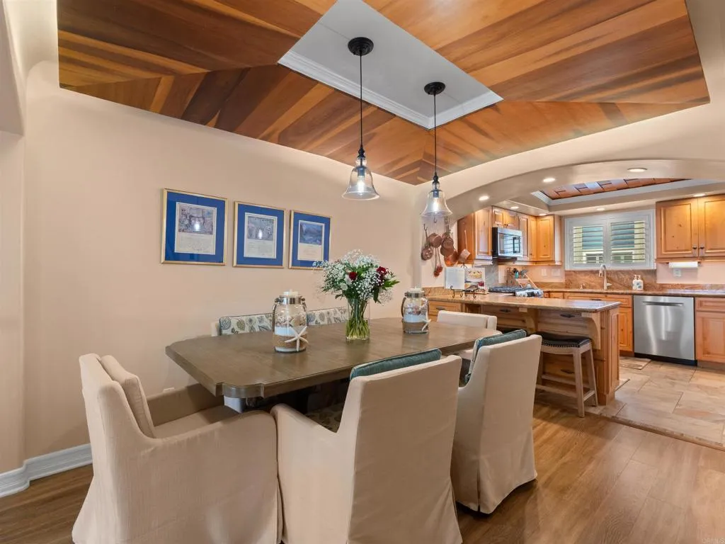 https://cdn.realtyfeed.com/cdn/127/306790167/5b19ef292f7fc6e76c80e5deb0ba2f4e.webp