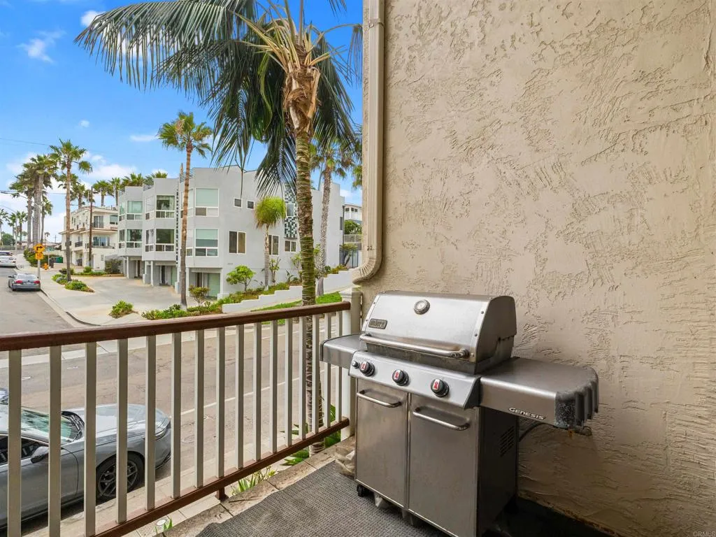 https://cdn.realtyfeed.com/cdn/127/306790167/b6dd2515622d415b2840bc2c18b7fbe3.webp