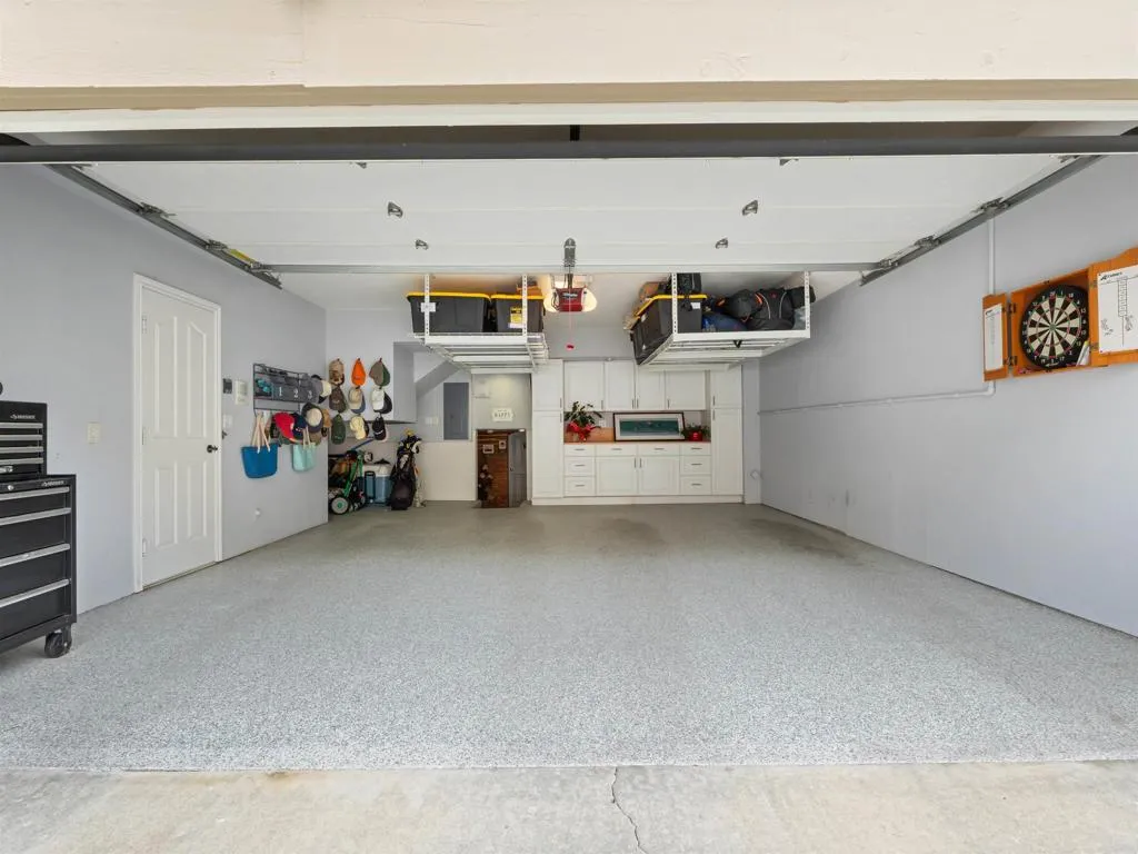 https://cdn.realtyfeed.com/cdn/127/306790167/c74bf5effafb1f64241420e7d14a3703.webp
