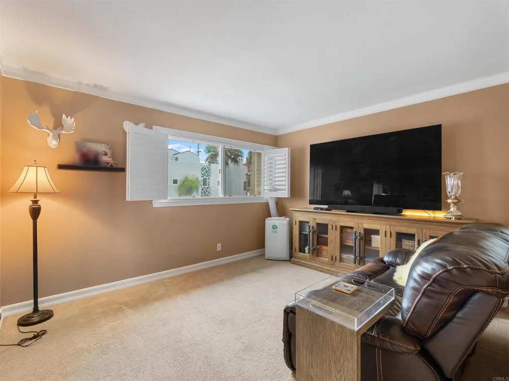 https://cdn.realtyfeed.com/cdn/127/306790167/d73af6eea0b4b9ade99ff040782d7fb0.webp