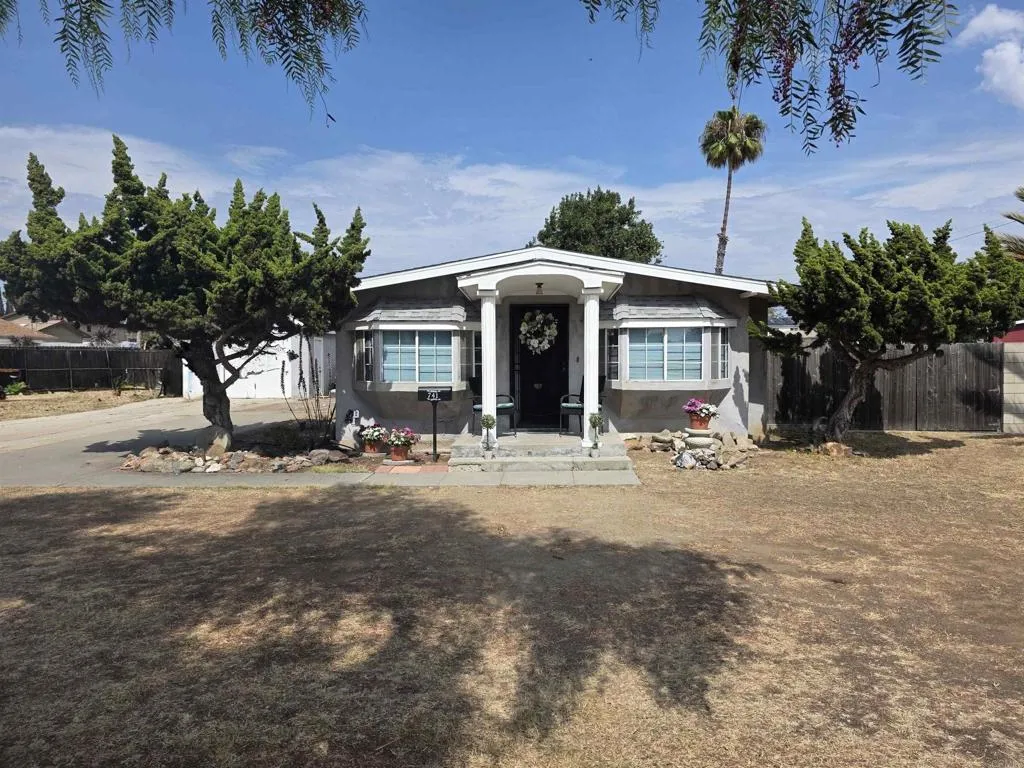 741 Elm Ave, Chula Vista, CA 91910 - Photo 2 of 3, Chula Vista, CA