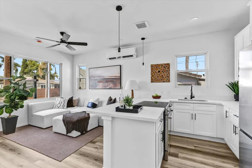 https://cdn.realtyfeed.com/cdn/127/306790231/025f7ce991124370d73991fd37f2c708.webp