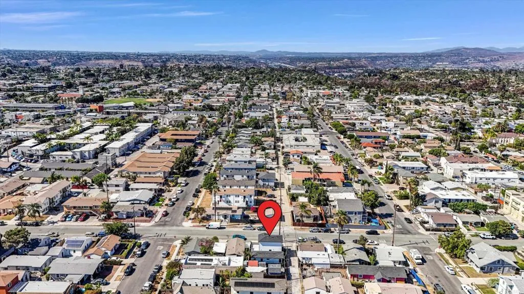 https://cdn.realtyfeed.com/cdn/127/306790231/ce5547fa2000c8a3350d10567e8084a2.webp