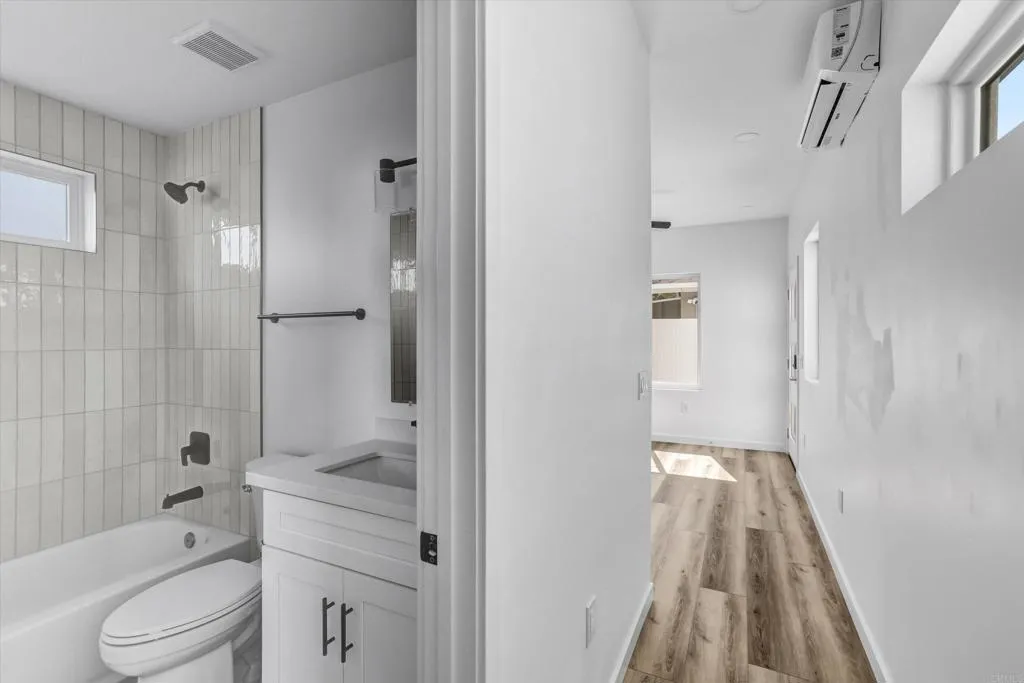 https://cdn.realtyfeed.com/cdn/127/306790231/d25310dc3f1f5c8a33ac4bc7c18f9bae.webp