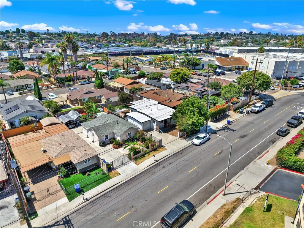 https://cdn.realtyfeed.com/cdn/127/306790250/1ae9c2eec5f271ad49914eb73ac175d3.webp