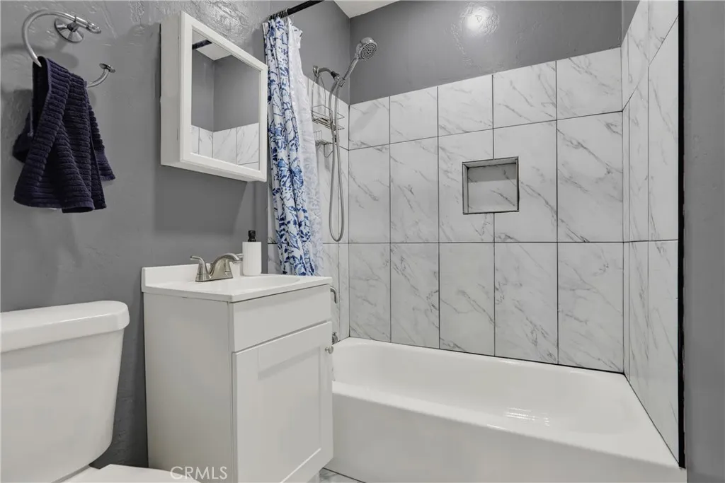 https://cdn.realtyfeed.com/cdn/127/306790250/7978689015d544087d874f273c9f694d.webp