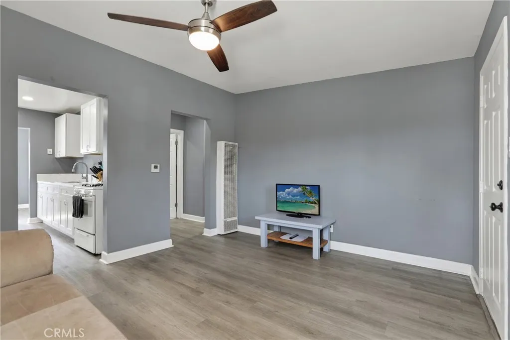 https://cdn.realtyfeed.com/cdn/127/306790250/ad700e9caa823018f15c622d637502e0.webp