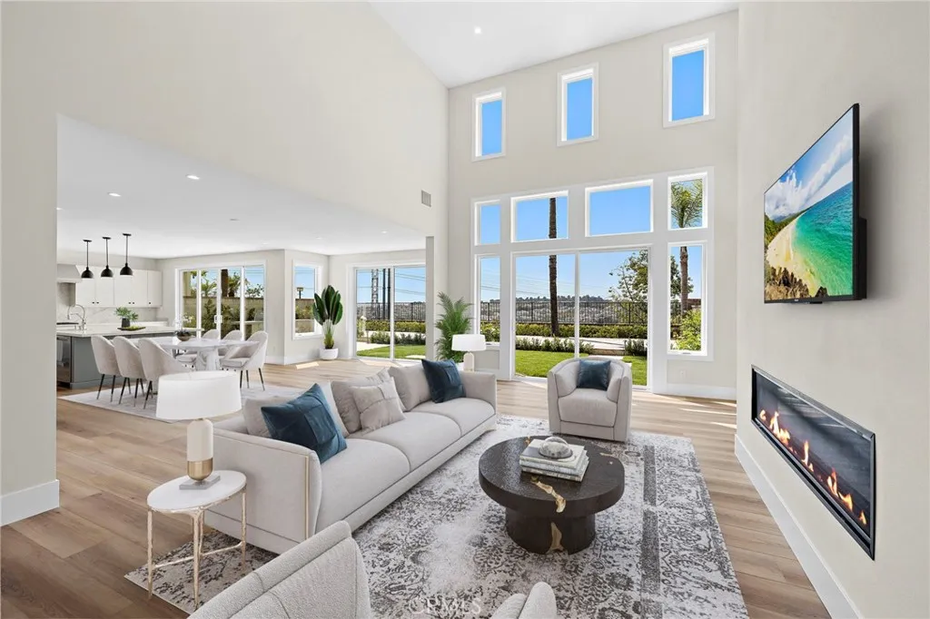 Mission Viejo, CA 92692