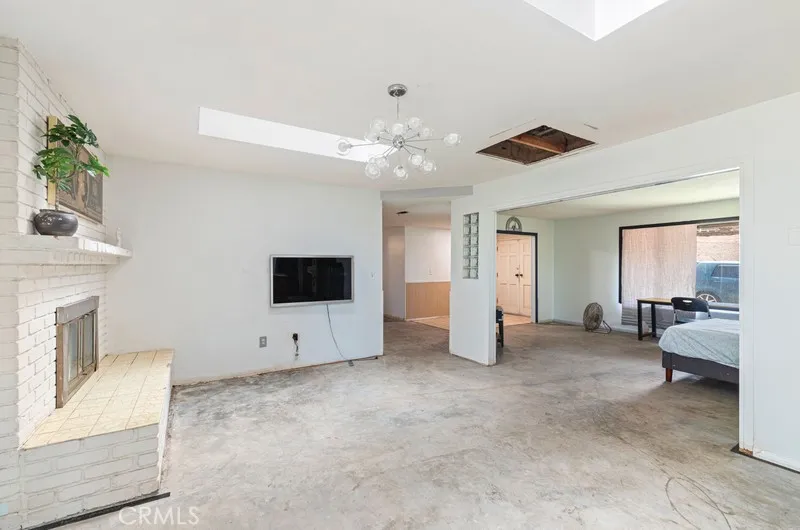 https://cdn.realtyfeed.com/cdn/127/306790332/3ba2ecbff0248c30a6233dce9e36915a.webp