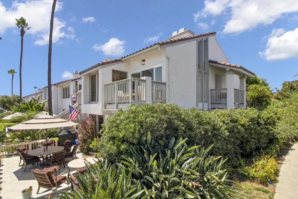 https://cdn.realtyfeed.com/cdn/127/306790348/118b127ab4e8588a85bd1bd2bb49eca8.webp
