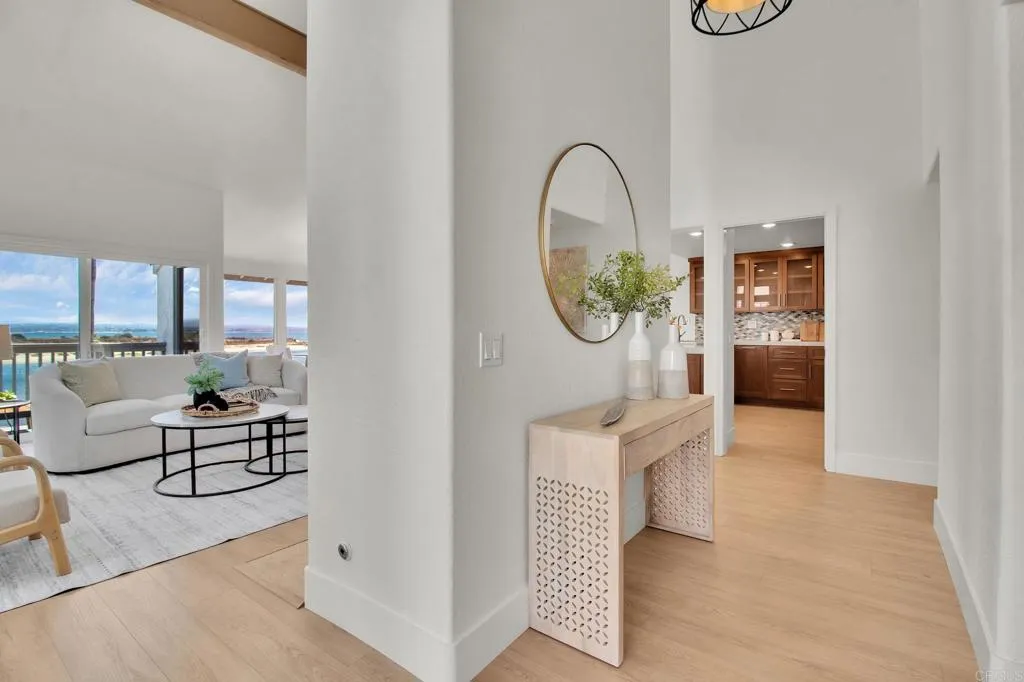 https://cdn.realtyfeed.com/cdn/127/306790348/2372fa2a9e9086f4f54c7f0af6f064be.webp
