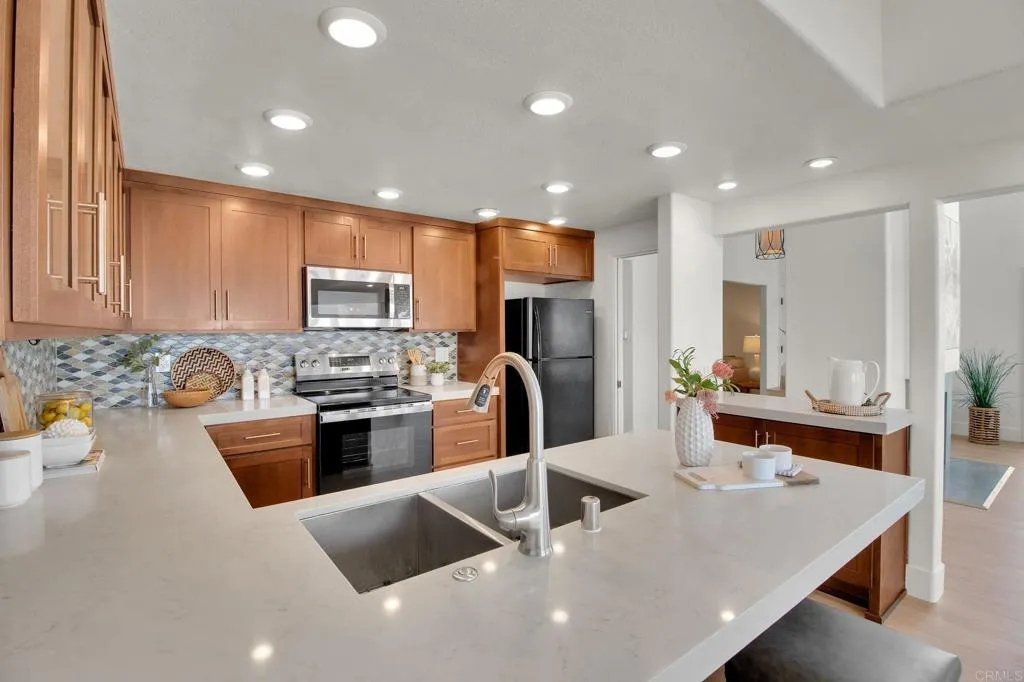 https://cdn.realtyfeed.com/cdn/127/306790348/24845fcf3cffc44ba507f244ca99aa94.webp