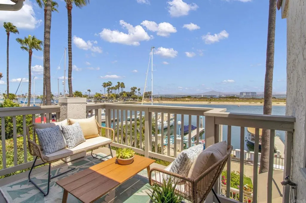 https://cdn.realtyfeed.com/cdn/127/306790348/4100a2a138bd20c48f548adac2713657.webp